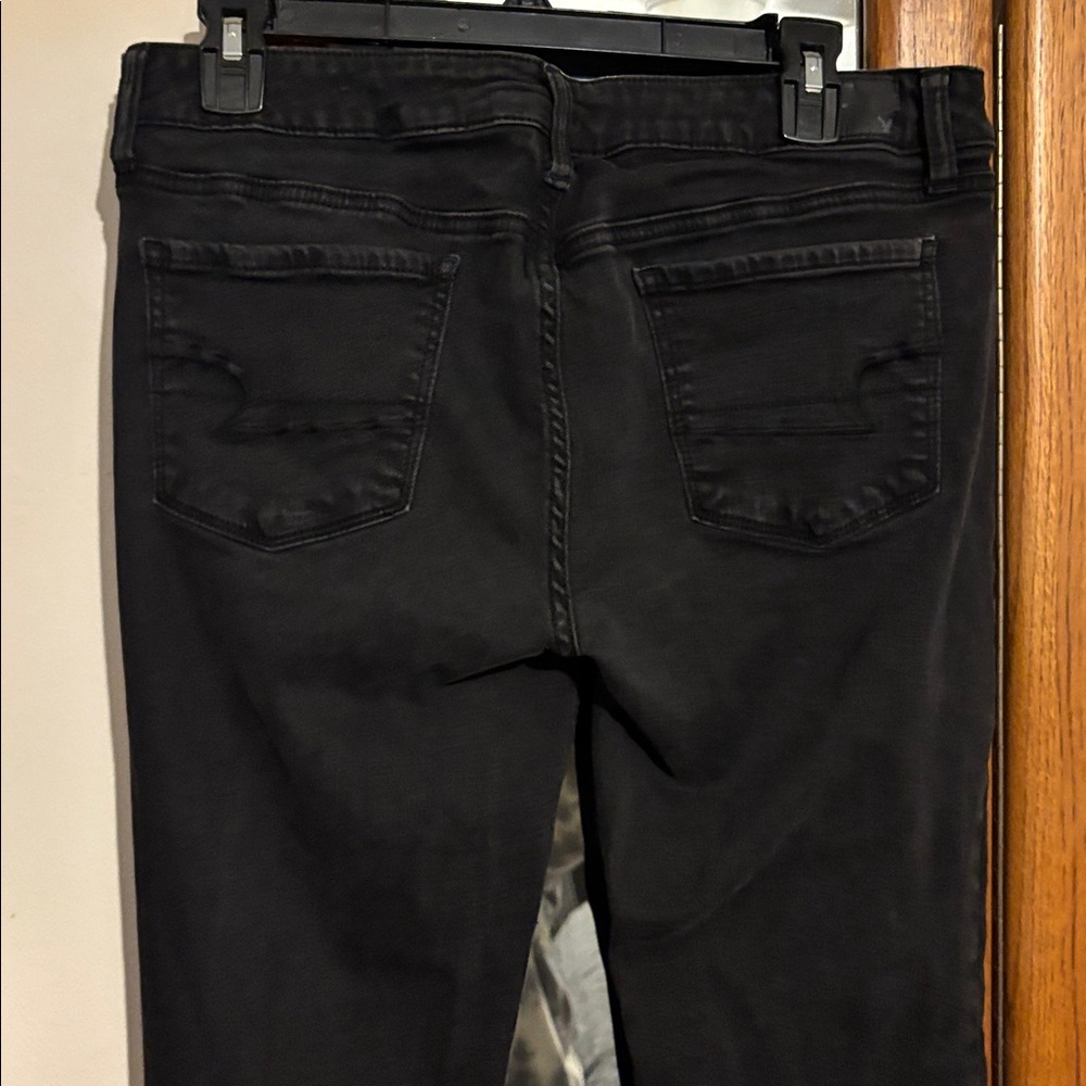 American Eagle Super Stretch Mid Rise Slim Straight Jeans Black Size 12 - Picture 3 of 7